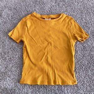 Divided tight crop t